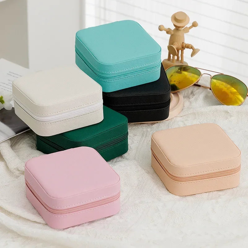 Compact Jewelry Case – Travel & Storage Solution