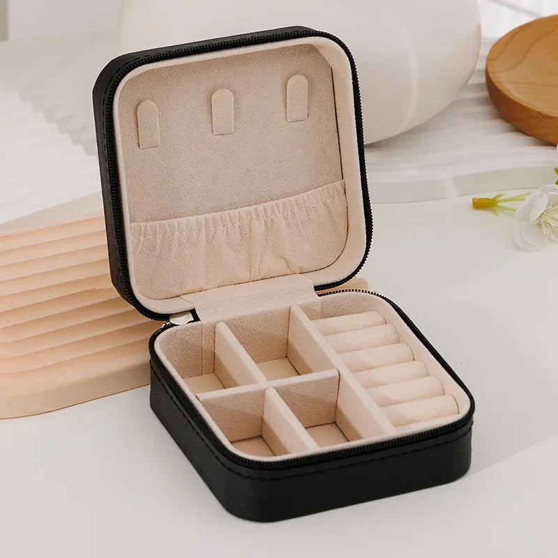Compact Jewelry Case – Travel & Storage Solution